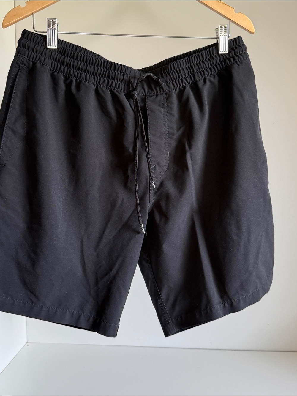 Volcom Black Elastic Drawstring Swim/Board Shorts